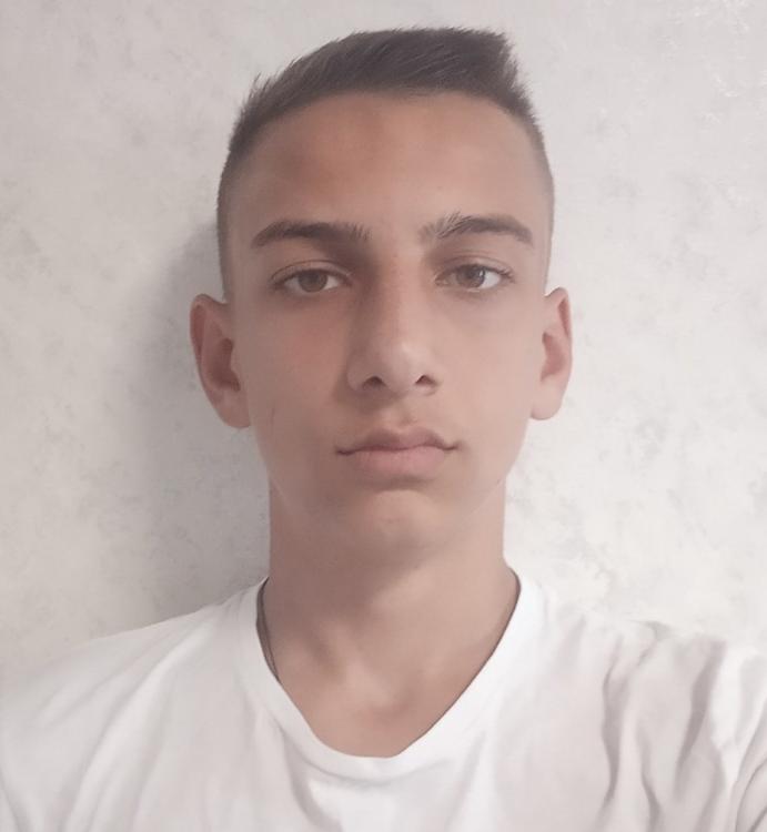 Владислав Власенко